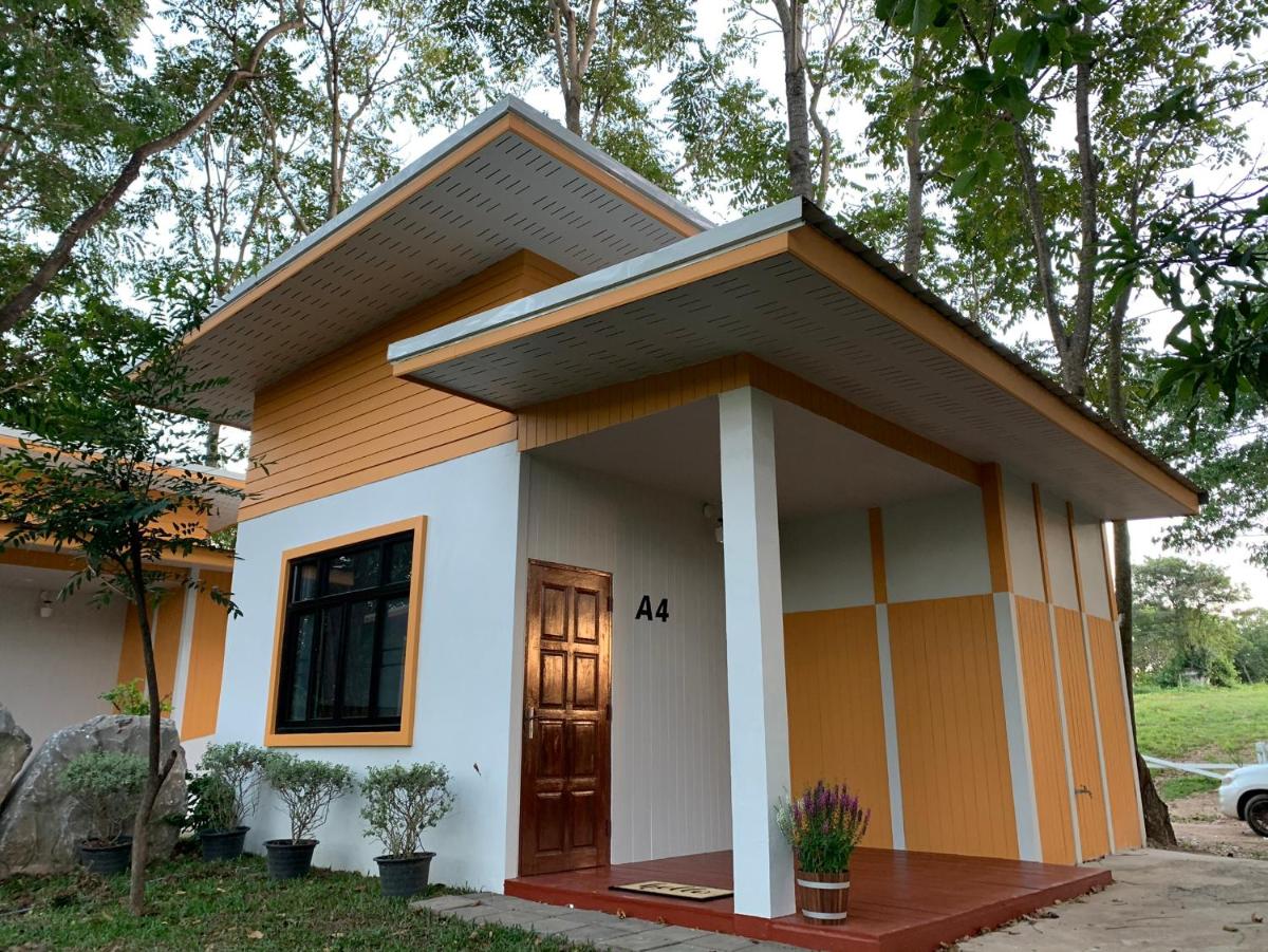 Putan-namsai Resort - Housity