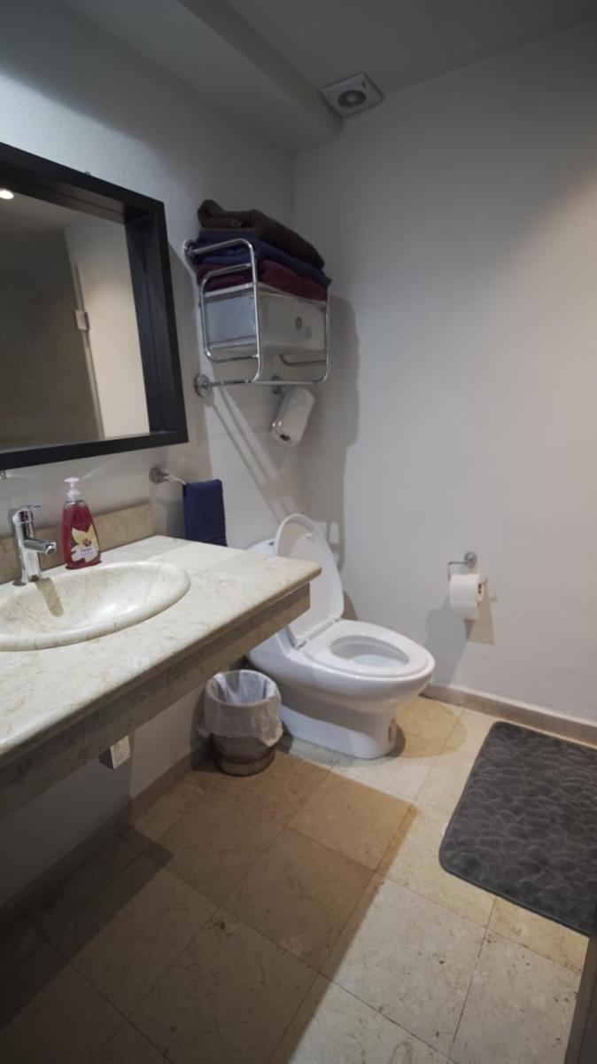 One Bedroom Apartment Del Valle - Housity