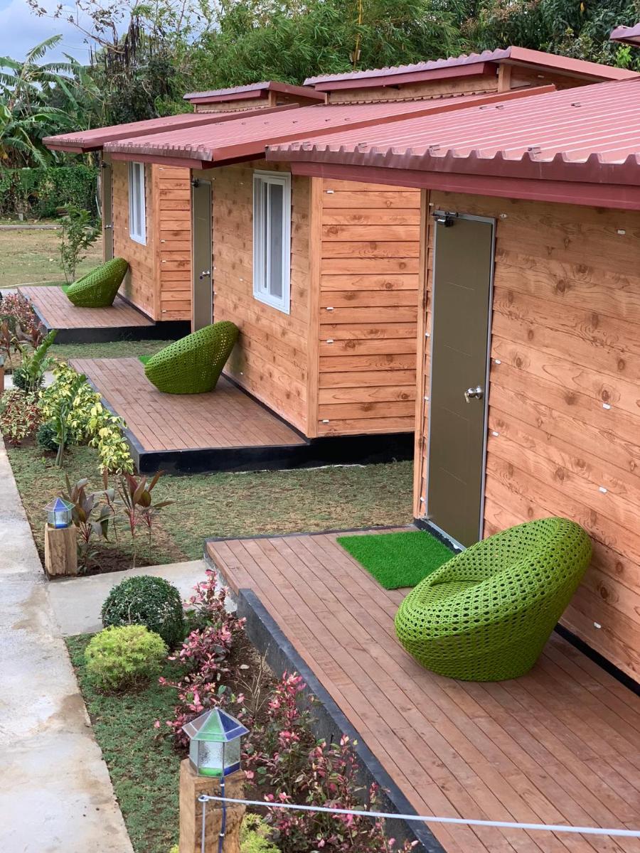 Bambu Cafe Events Bed & Breakfast - Housity