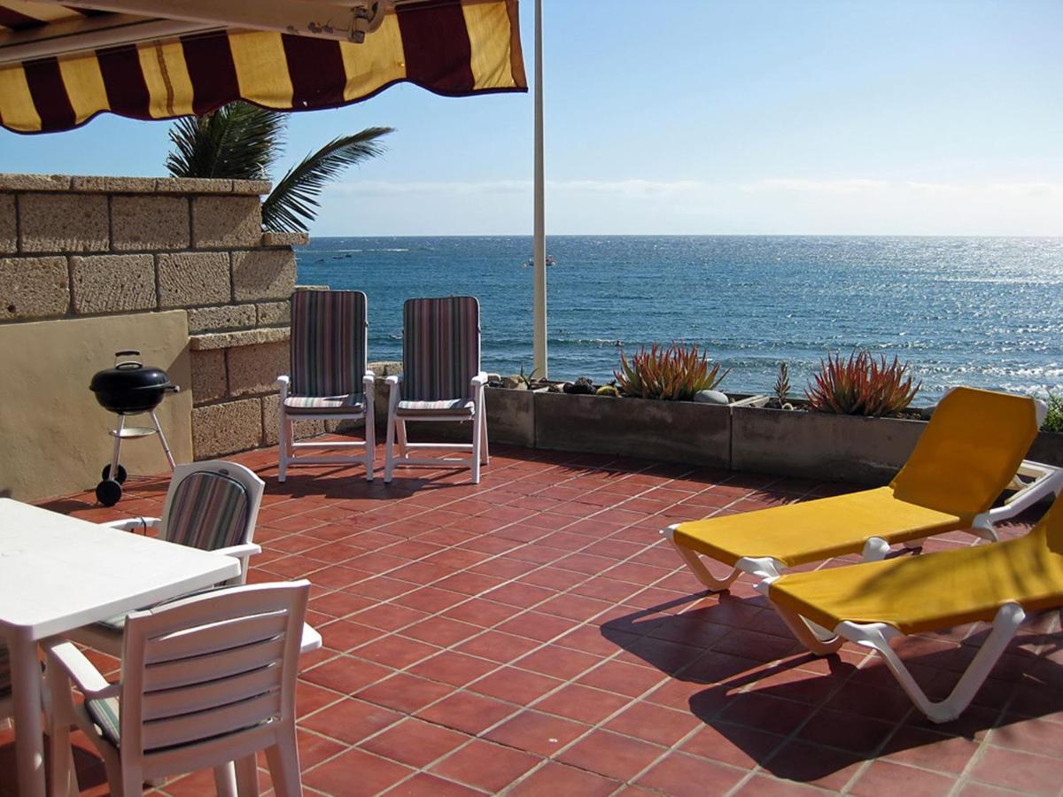BARLOVENTO by RENTMEDANO Luxury beach front apartment with fantastic ocean views - Housity