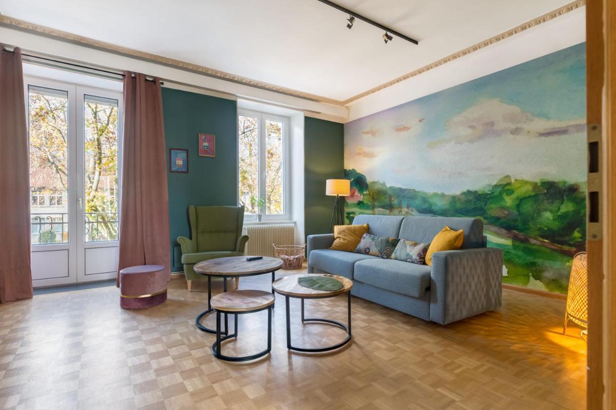 Travel Homes - The Wooden, Spacieux & bon quartier - Hizvo