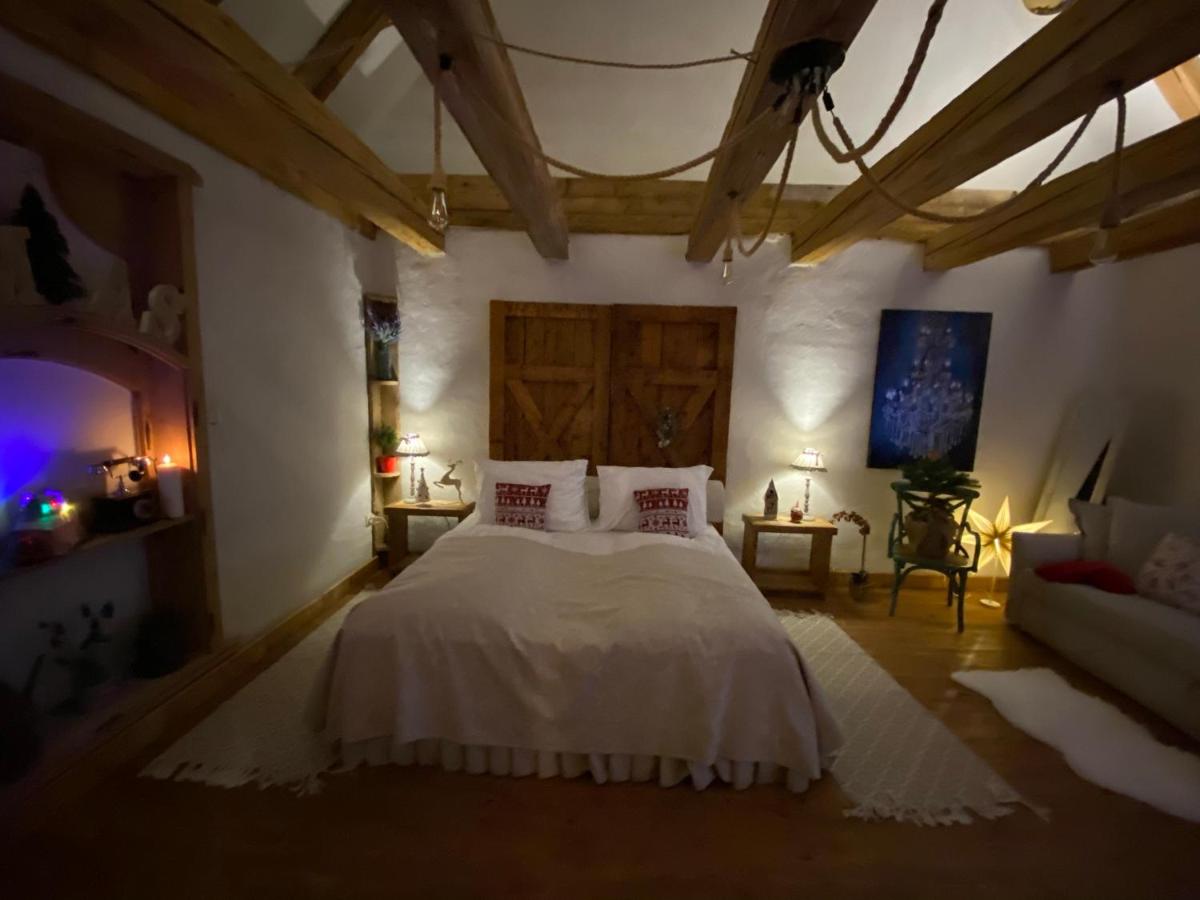 Pajta Apartman és Vendégház - Housity