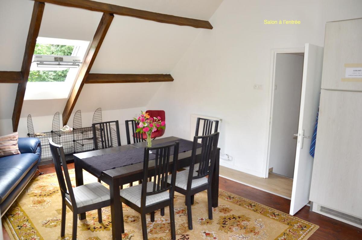Appartement charmant Orgnac sur Vezere avec jardin et parking - Housity