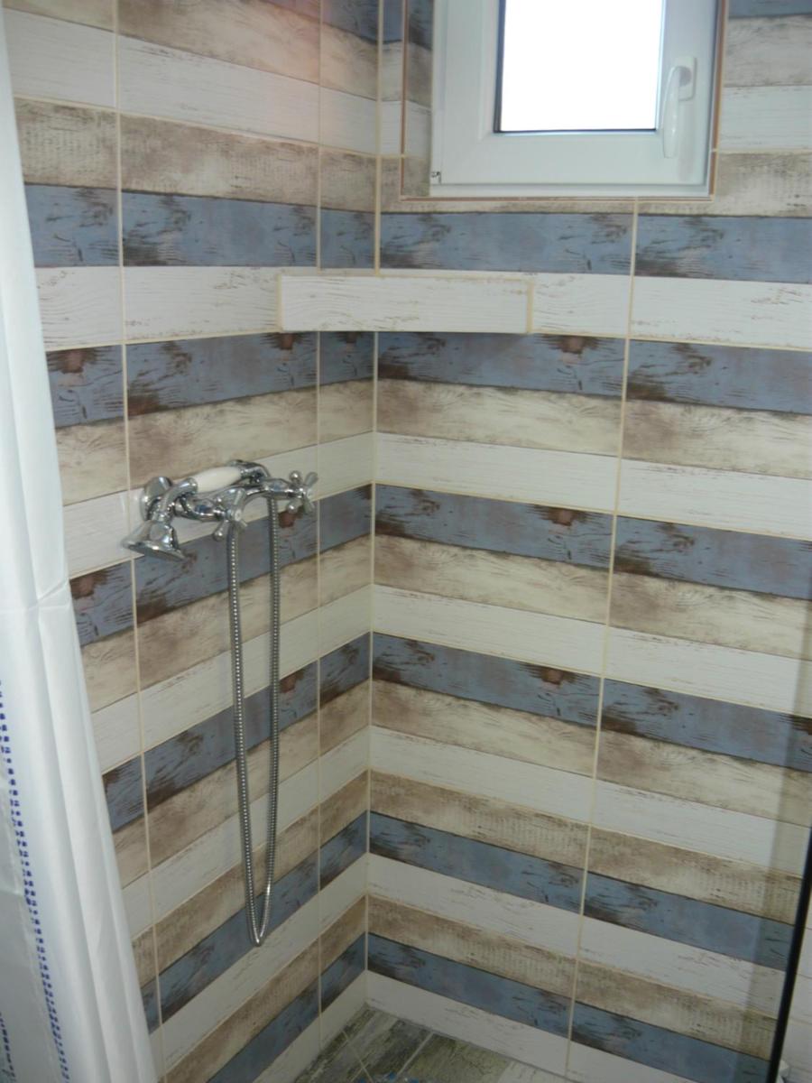 CASA DE OASPETI LIVIU - Housity