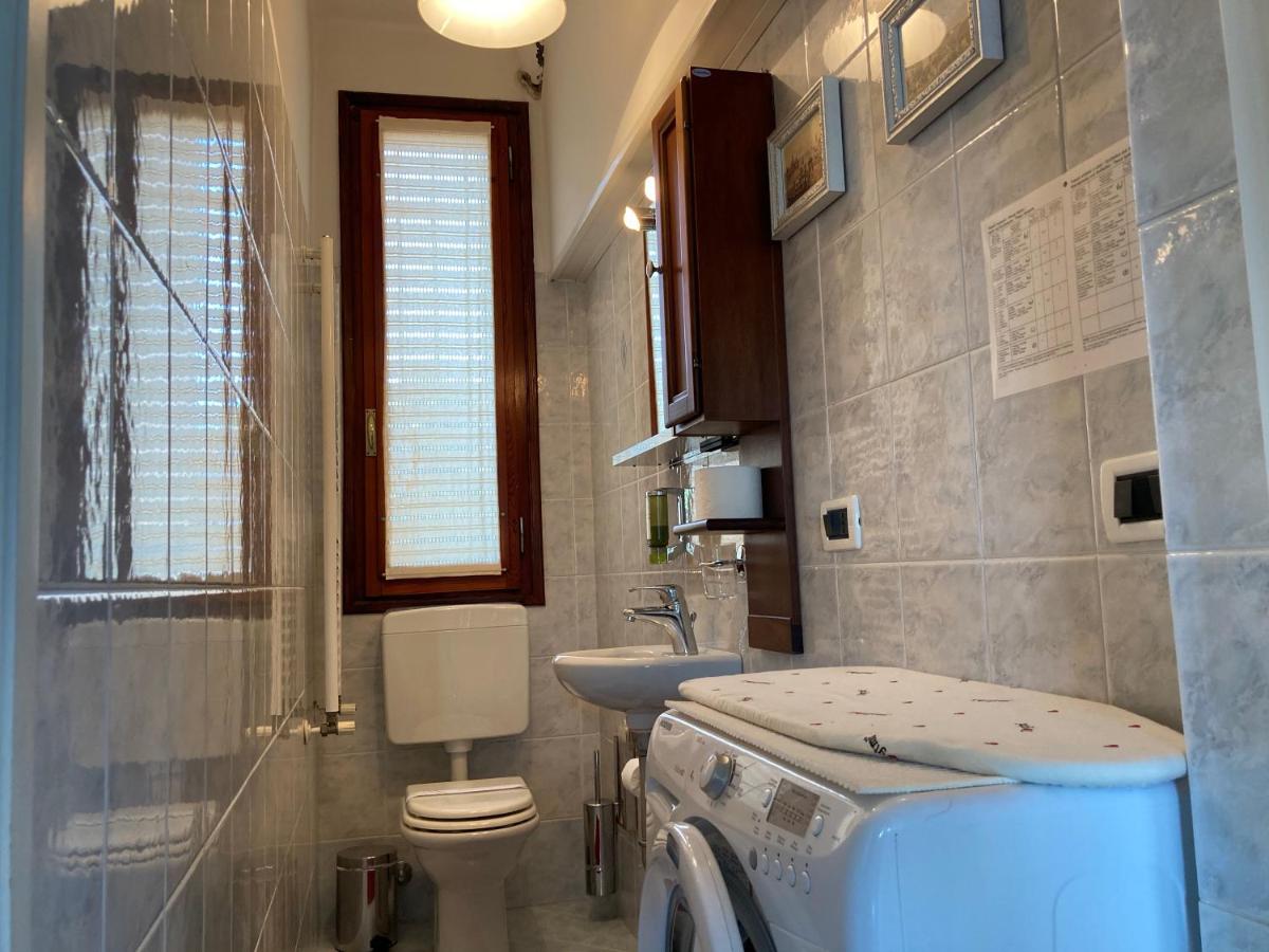 Oasis Lagoon Estate - Housity