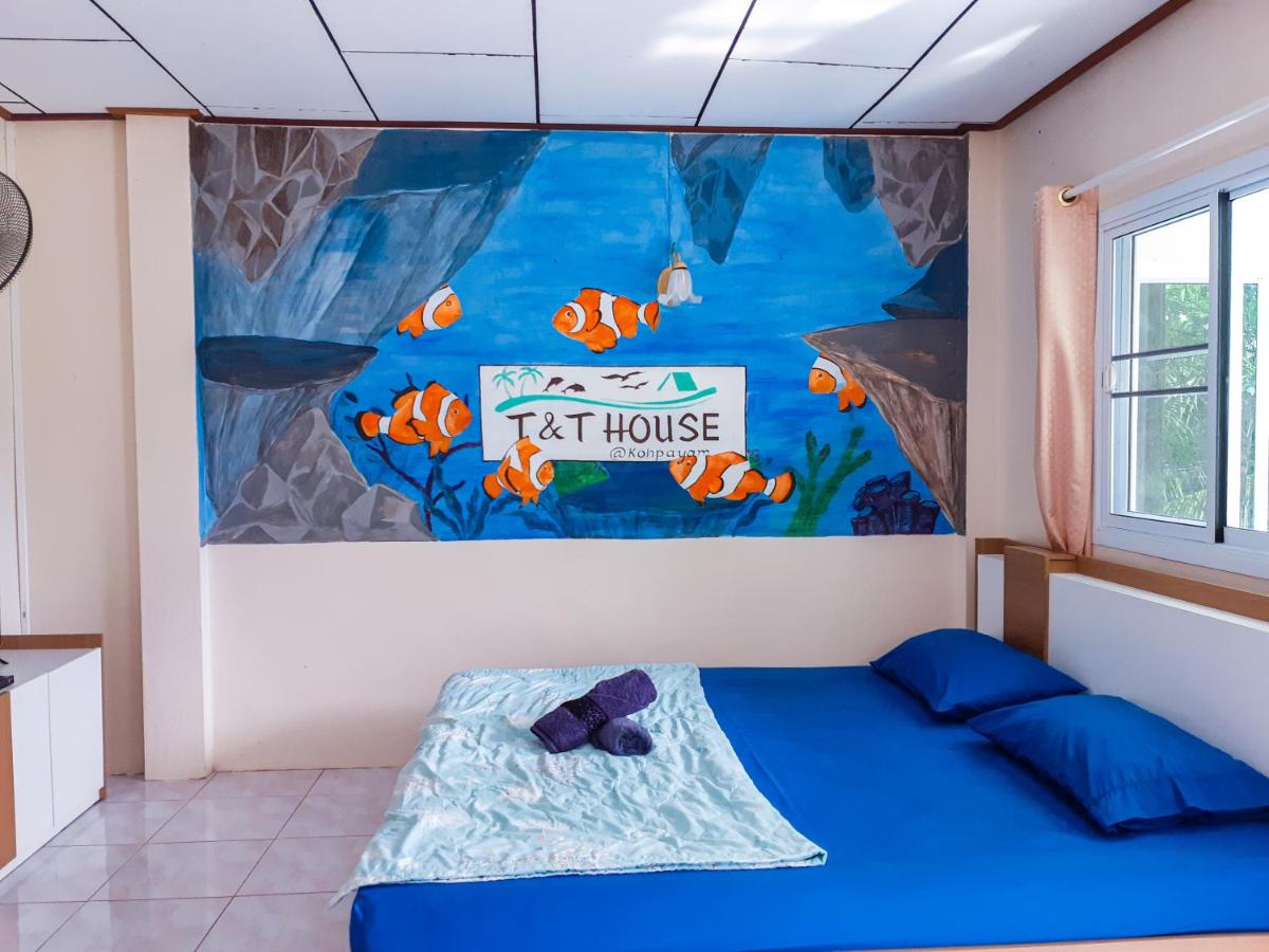 T and T house - Housity