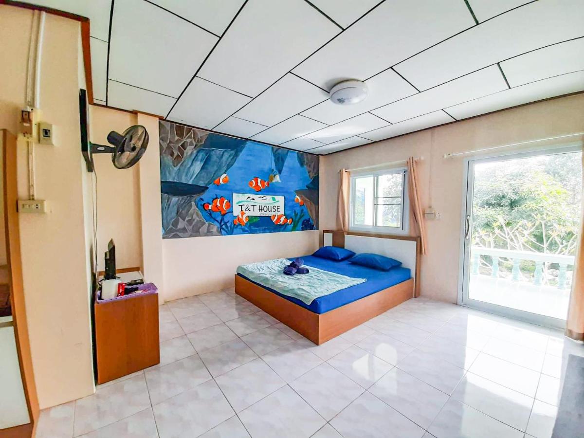 T and T house - Housity