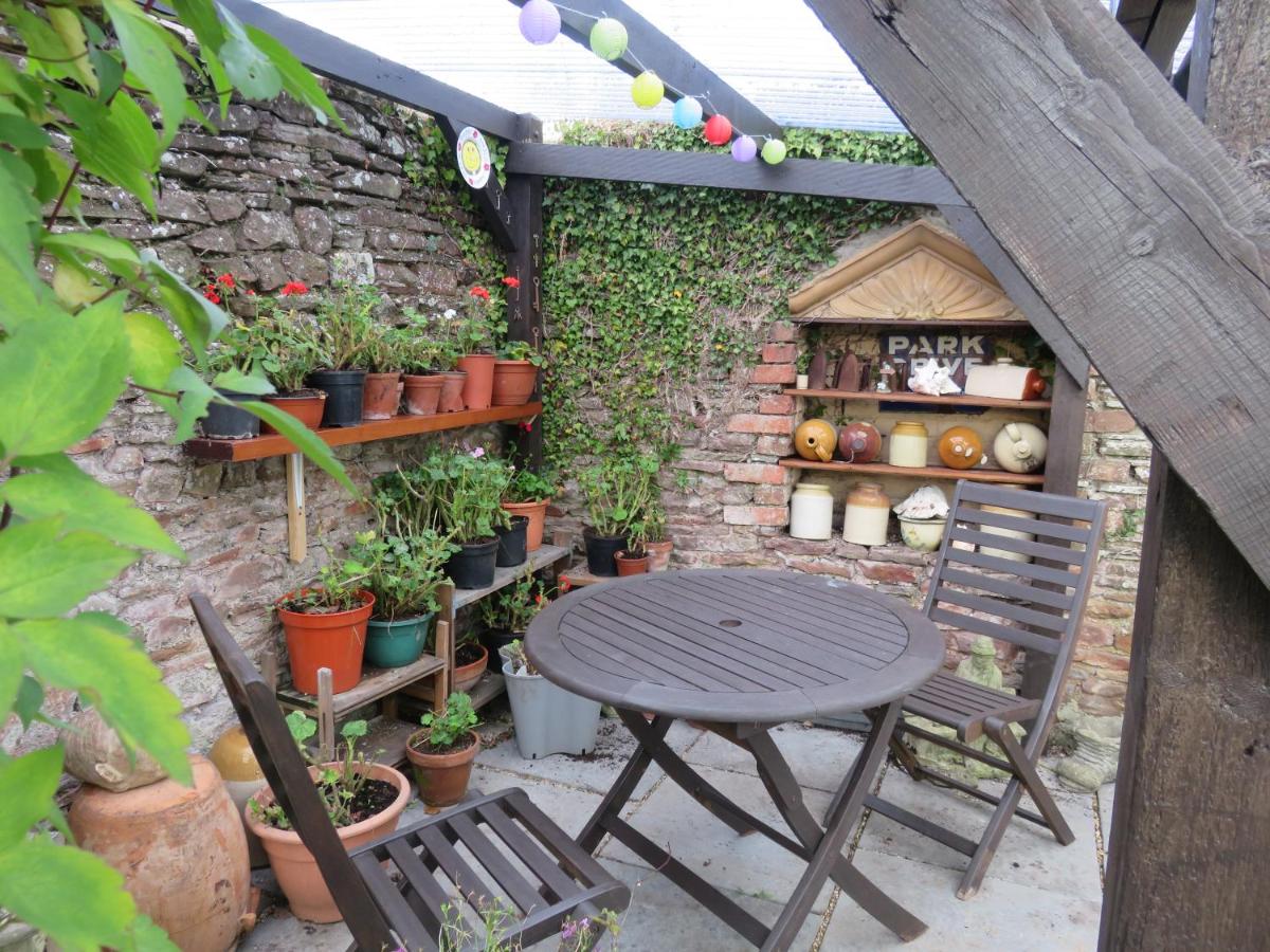 Little Orchard Apartment - Housity