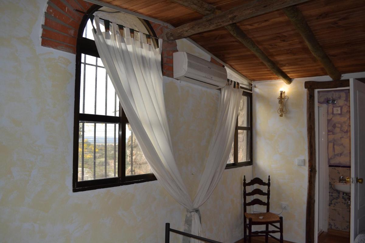 Albergue La Jarilla - Housity