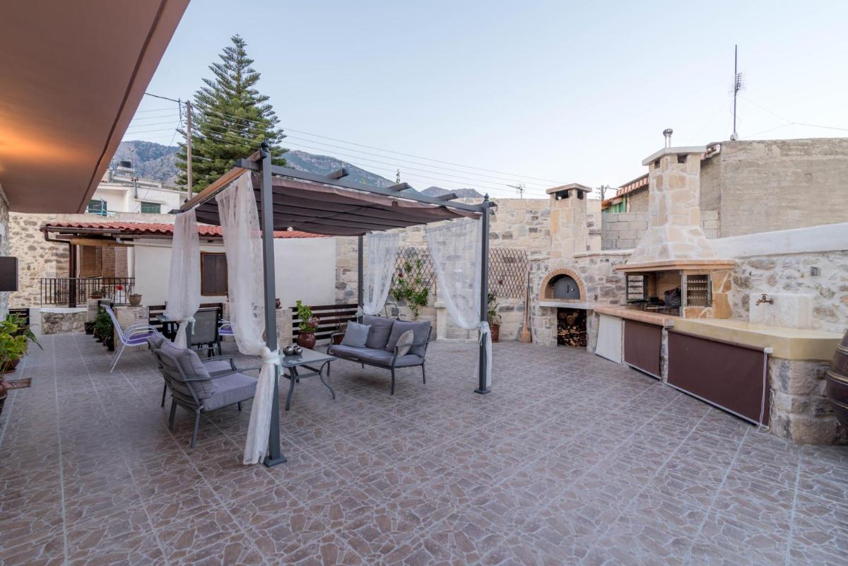 Zaros Villa Fountarinis - Housity