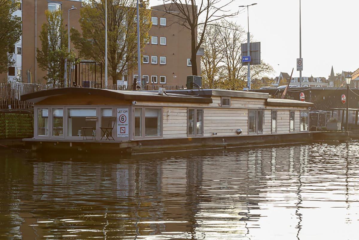 Houseboat Little Amstel - Housity
