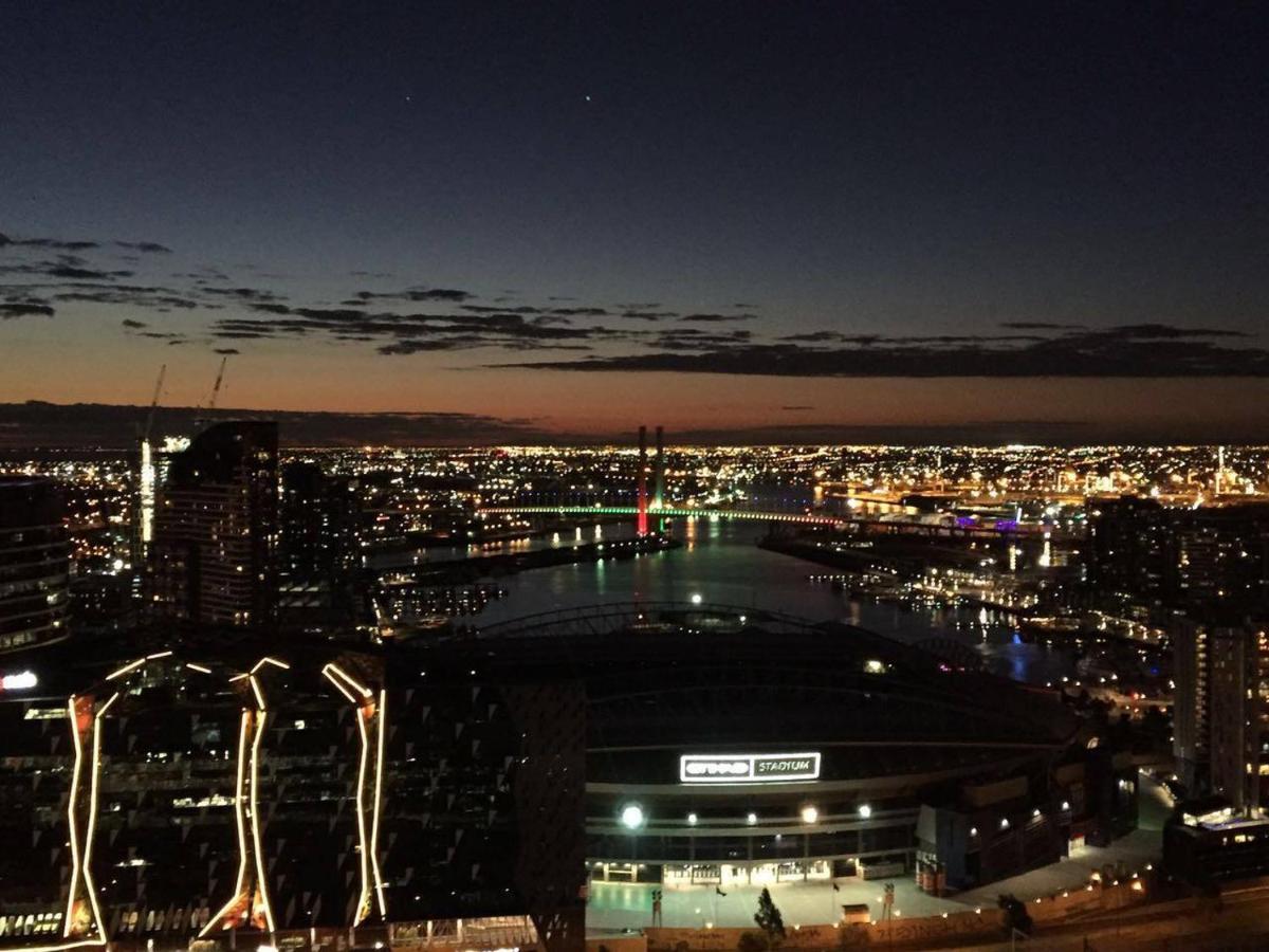 Hudson Sea View Apartments Southern Cross Station CBD - Housity