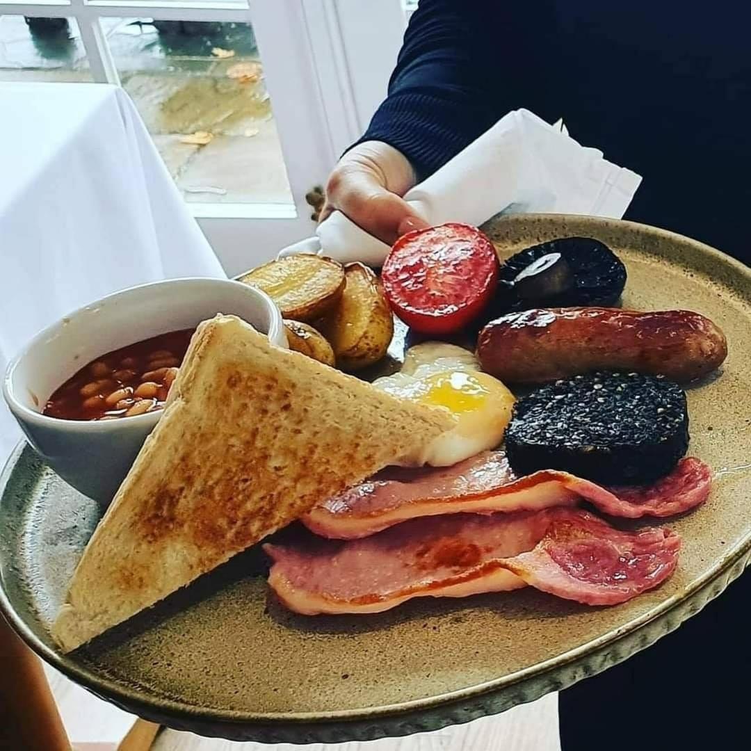 The Kings Arms - Fleggburgh - Housity