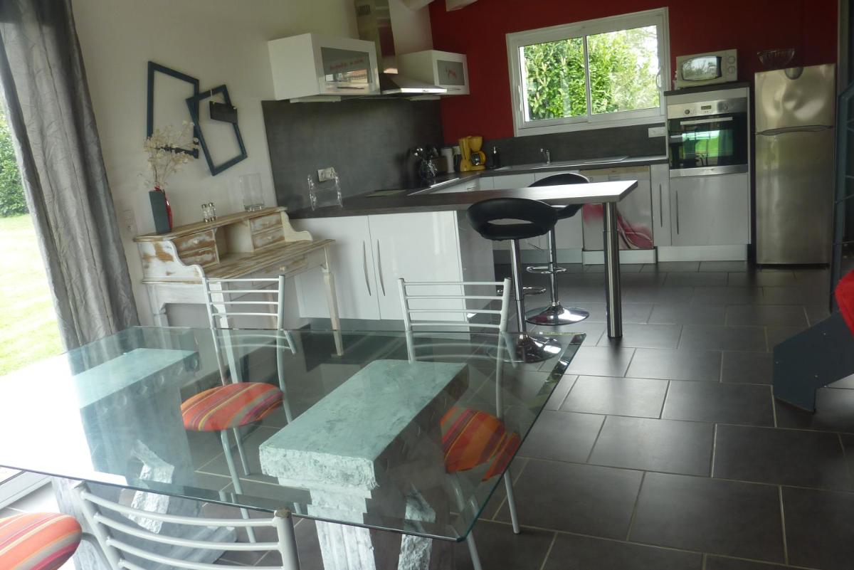 GITE AU PHIL DE MIJOE - Housity