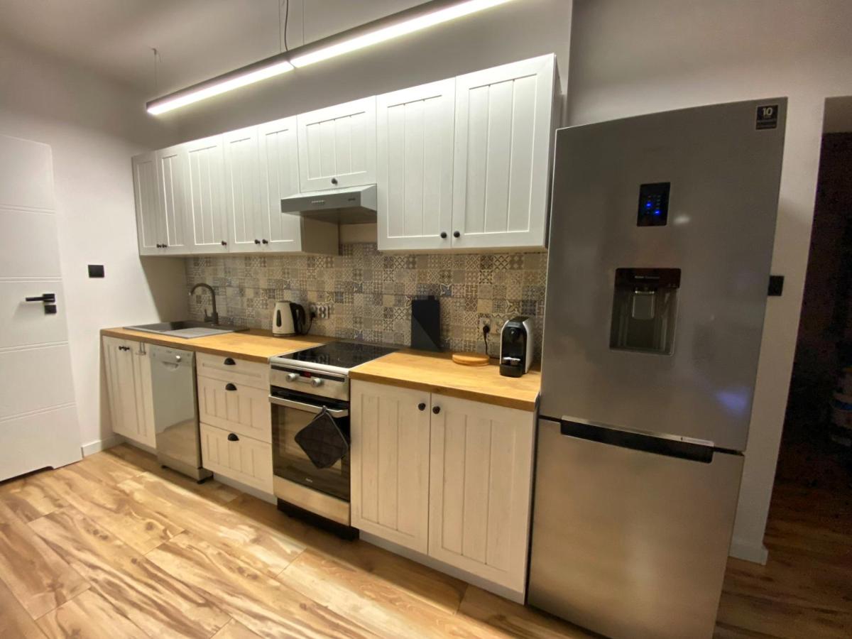 Countryside Retreat - Housity