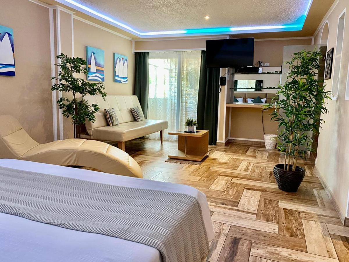 Sosua Inn Hotel - Housity