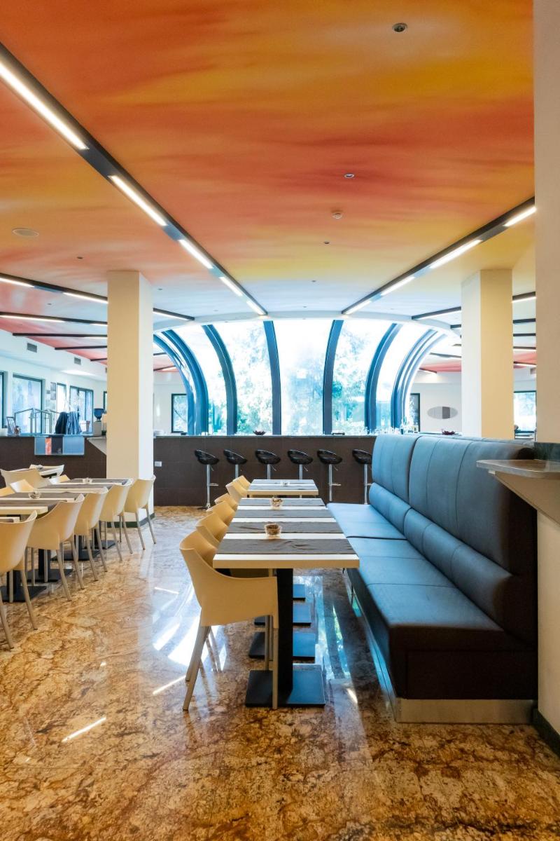 Hotel Fiera Rho - Housity