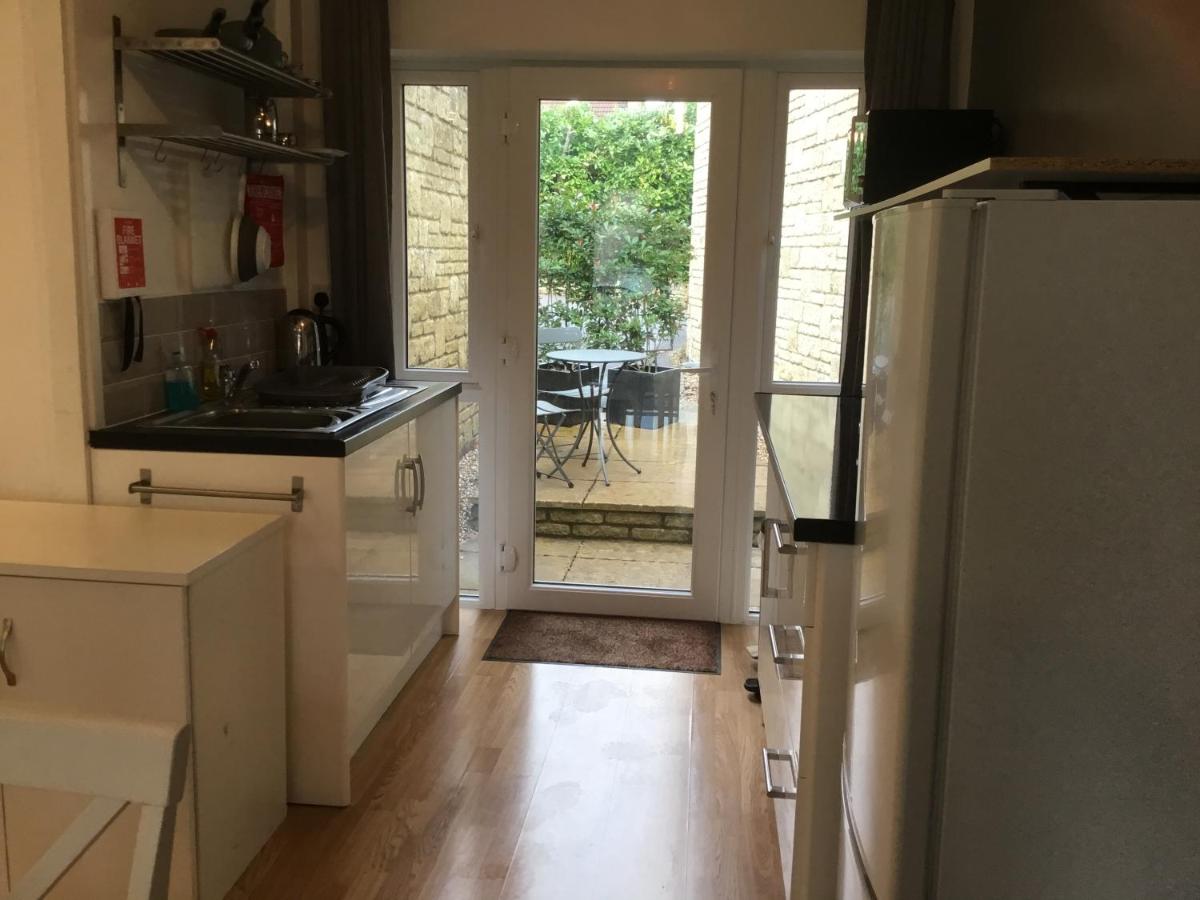 Self-contained Apartment - Housity