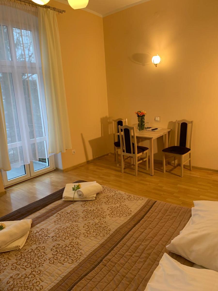 OW Meduza i Biala Mewa - Housity