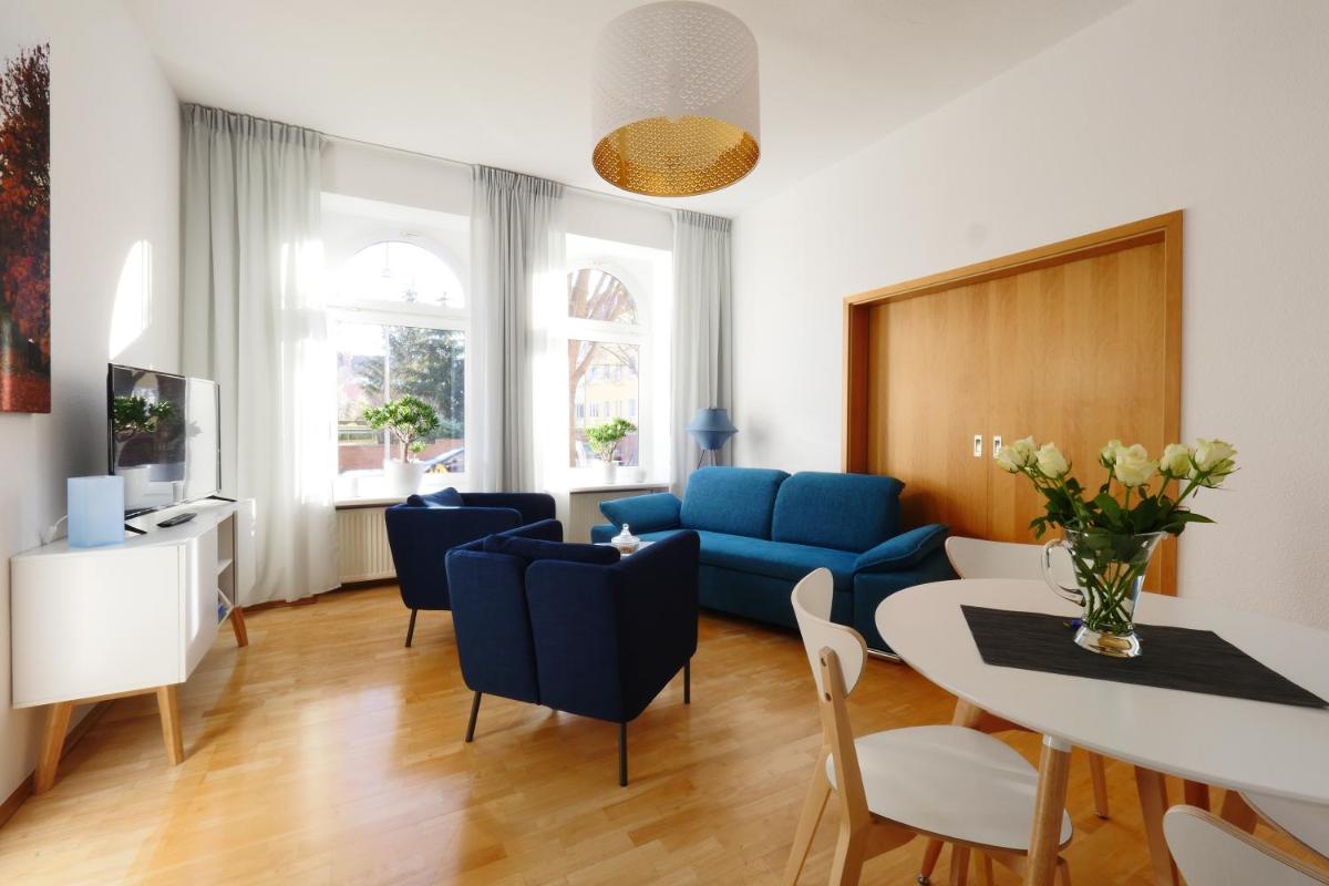 Wohnung mit Blick auf die Zitadelle Petersberg - 3 Zimmer - Hizvo