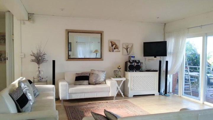 Thoko-Zani Beach House - Housity