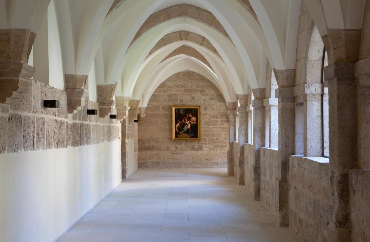 Imagen de la galería de Abadia Retuerta LeDomaine, en Sardoncillo