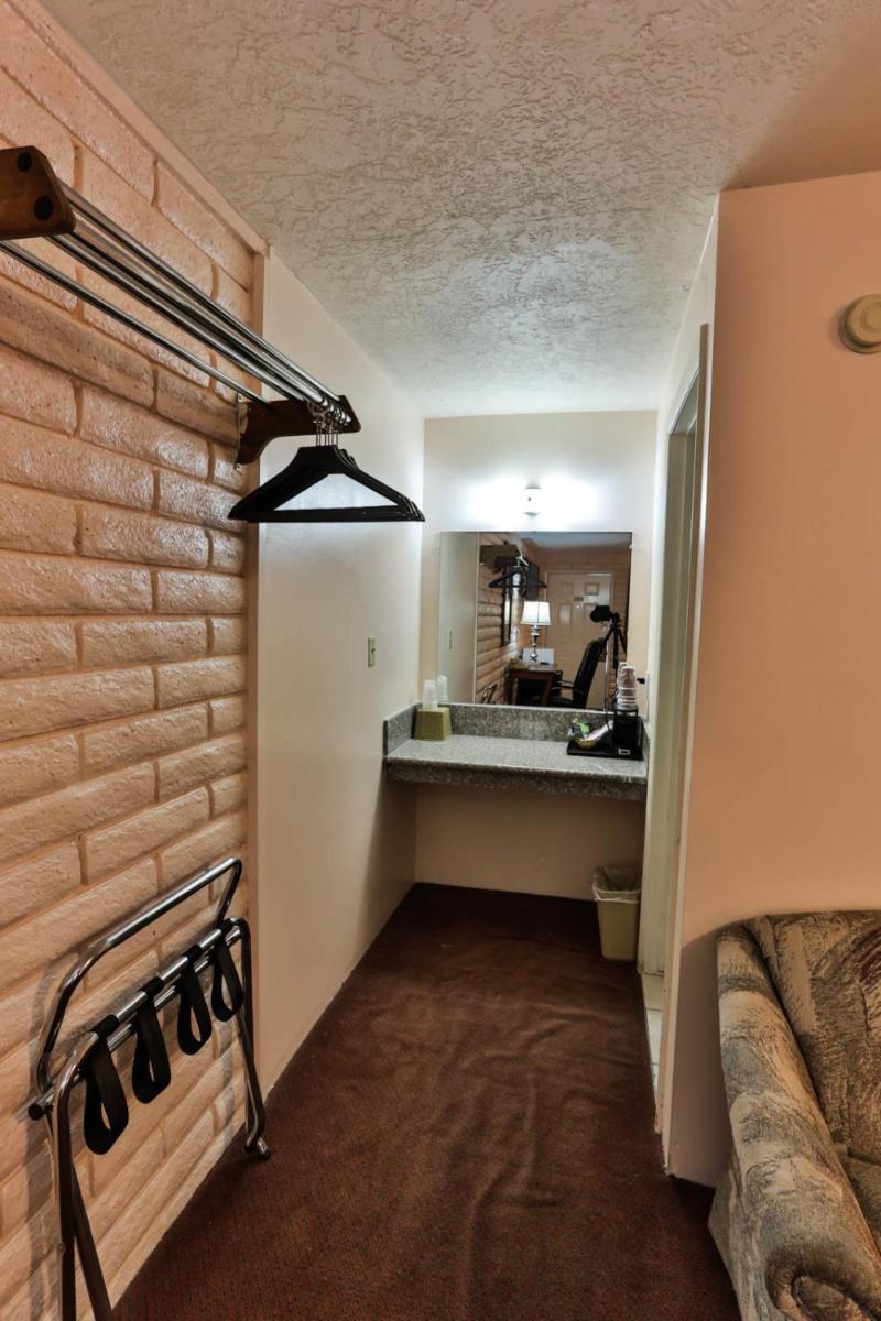 Country Inn Beaver Utah - Housity