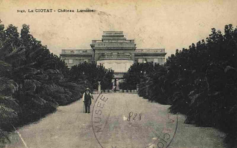 PALAIS LUMIERE : la ''Chambre Blanche'' - Housity