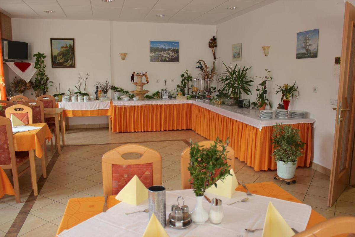 Garni Hotel Villa Tamara - Housity