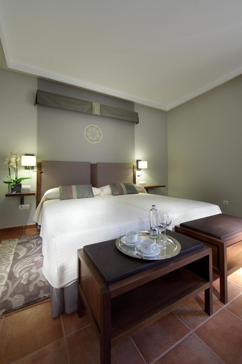 Cama o camas de una habitación en Parador de Lorca