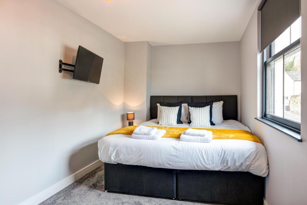 Bondgate Hotel - Smart Self Check-in Accomodation - Housity