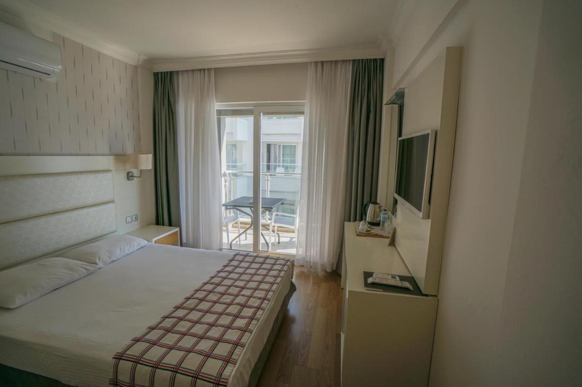 Yunus Hotel - Housity