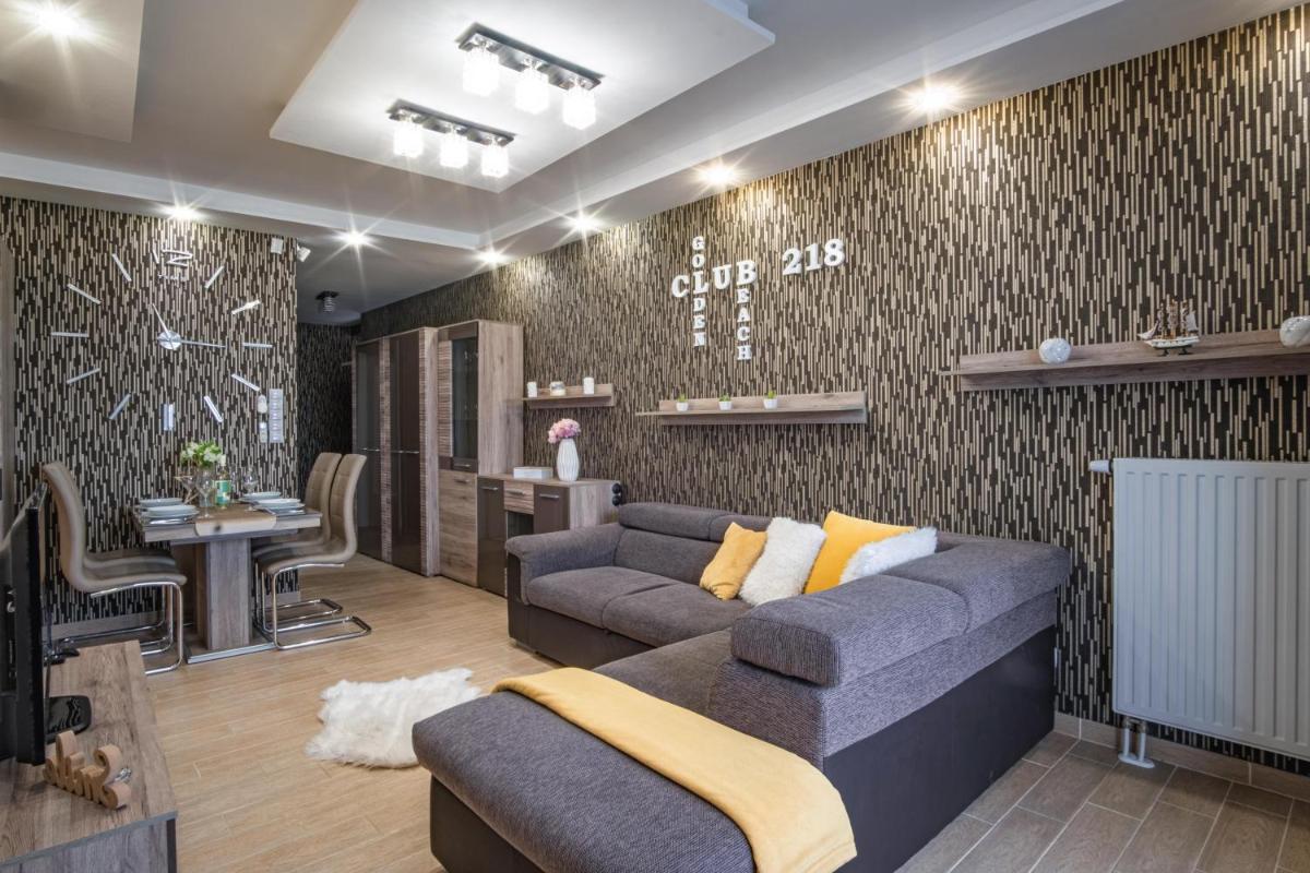 MF Club 218 Golden Beach Wellness Apartment - Housity