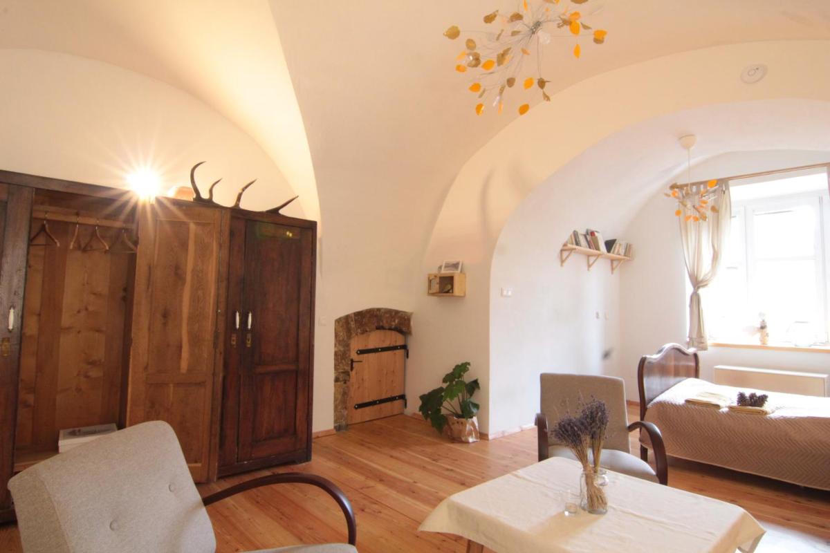 Apartmán Tri Klenby - Housity