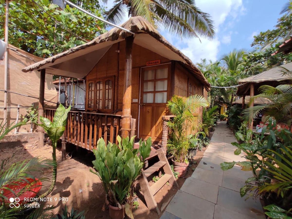 Namaste Beach Huts - Housity