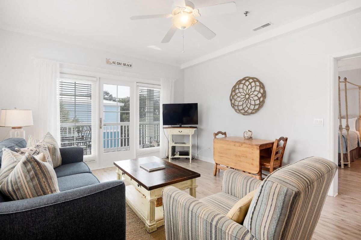 Marsh Winds 2N - Corner Unit - Housity