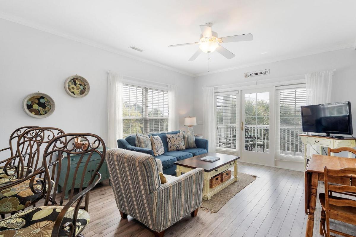 Marsh Winds 2N - Corner Unit - Housity