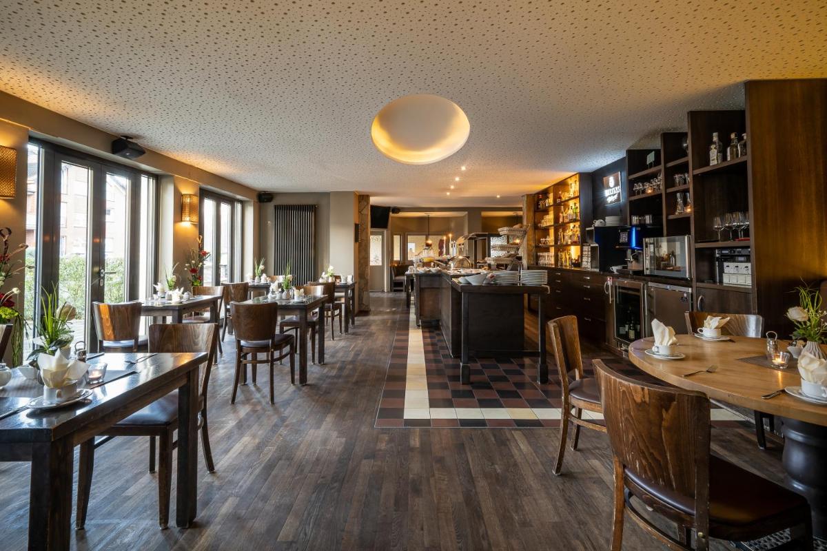 Hotel Meyerink - Housity