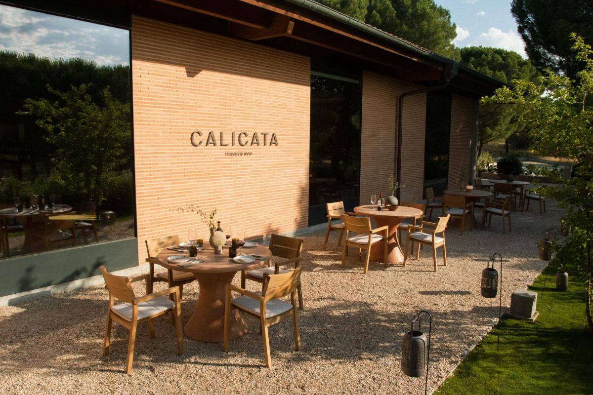 Imagen de la galería de Abadia Retuerta LeDomaine, en Sardoncillo