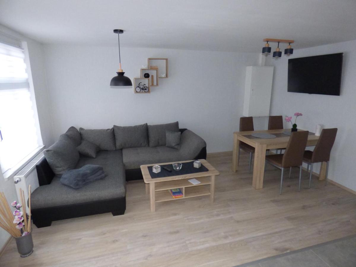 Uckermark "Ferienwohnung Sommerfugl " - Hizvo