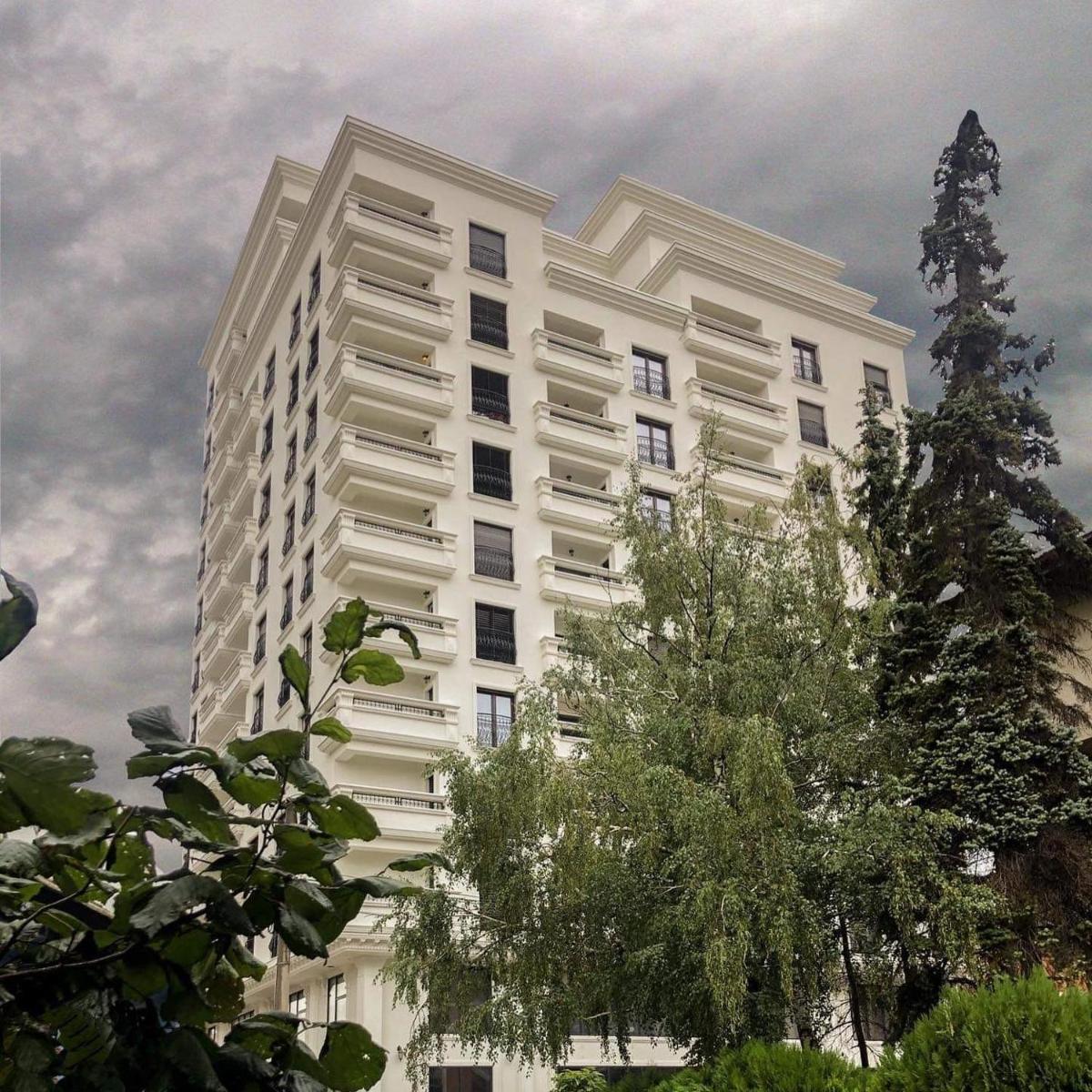 Central Luxury Apartment - Housity