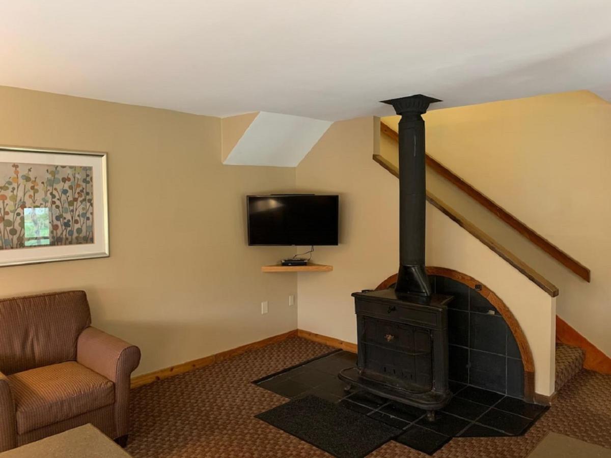 Pocono Villas Resort - Housity