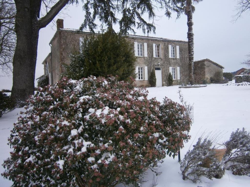 Chambres d'Hôtes Domaine du Bouchon - Housity