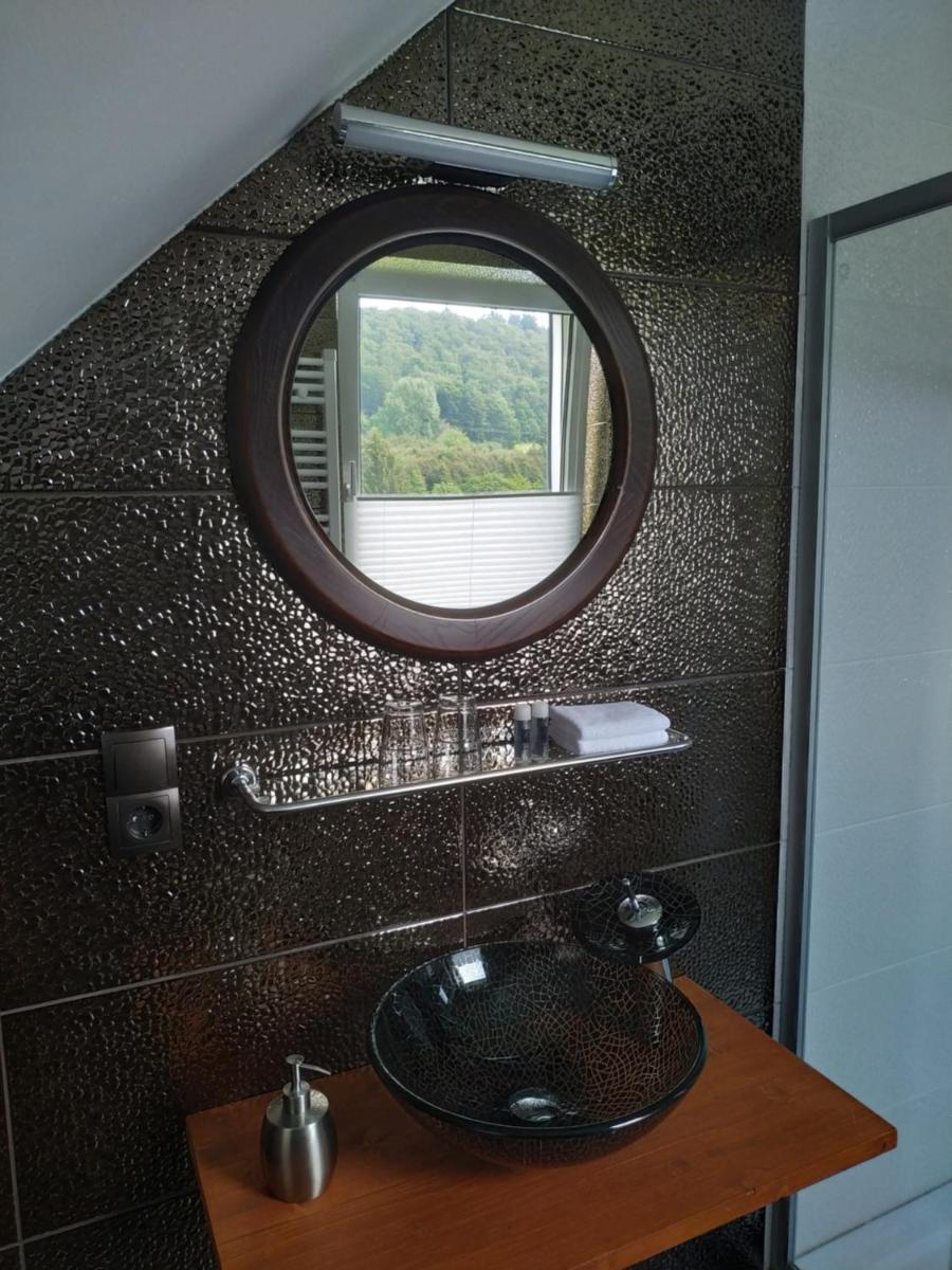 Bed and Breakfast Am Knittenberg - Housity