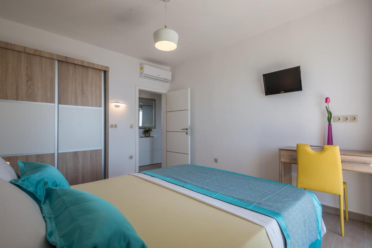 Holiday House ALMISSA - Housity