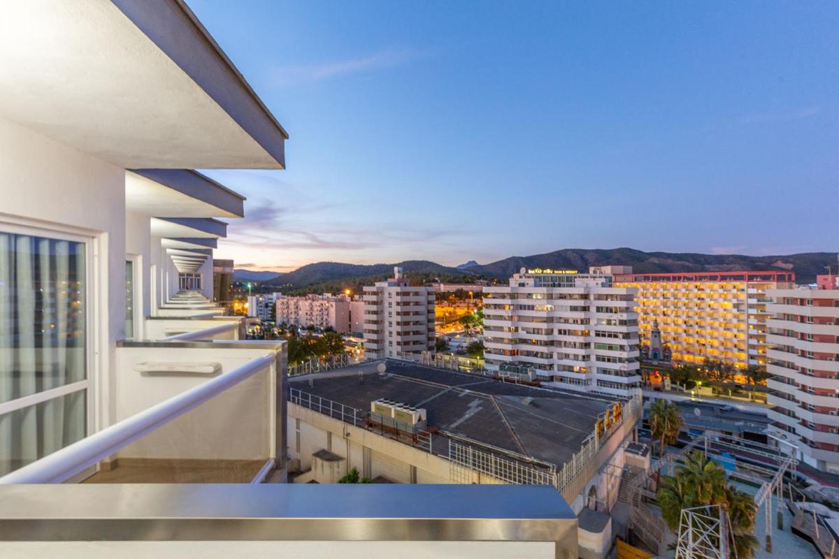 Un balcón o terraza de Hotel Samos