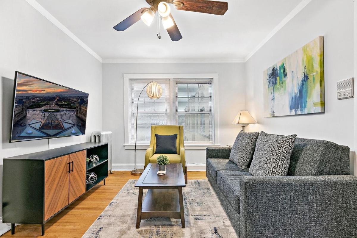 Vibrant 1BR Apartment in Roscoe Village - Marshfield N3 - Housity