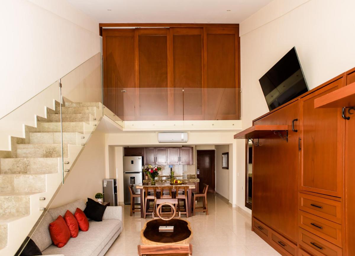 Suitetrails - 2 Story Oceanfront Penthouses on Cancun Beach!