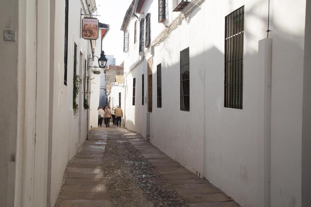La Sultana Apartamentos - Housity