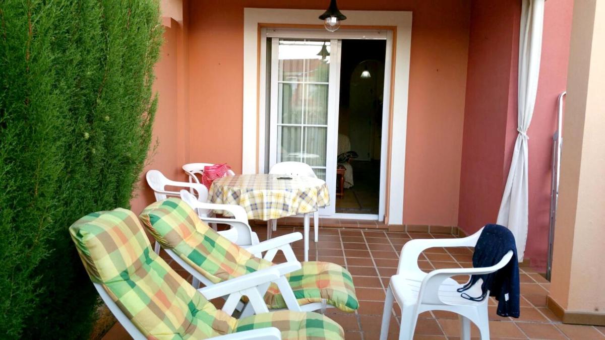 Suitetrails - 2 bedrooms appartement at Islantilla 700 m away from the beach with shared pool and furnished terrace